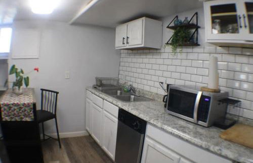 Modern 1 BR Apt - Easy Parking 5 min from Downtown - Foto 9