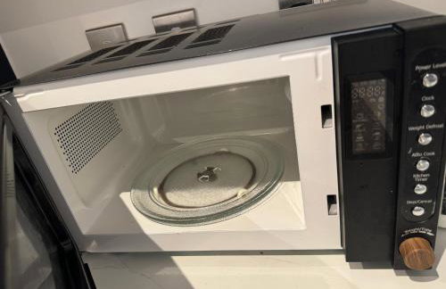 Stylish Luxury New Built Apartment - Photo 4