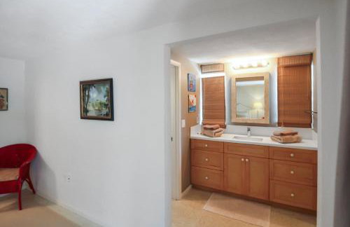 Zen 2BR home 10 min from Siesta Key - Palm Garden - Foto 14