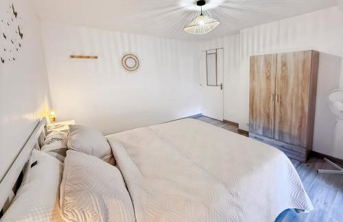 Appartement rénové, lumineux au centre de Vic - Foto 4