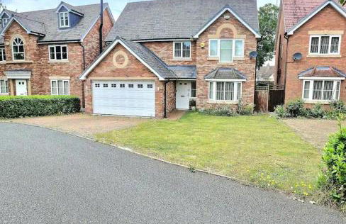 Rhuddlan 5-Bed House Sleeps 7 Pet-Friendly - Photo 1