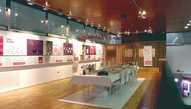 Interior del Museo Torre del Vino