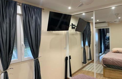 LaVista Penthouse private balcony and sea views - Photo 14