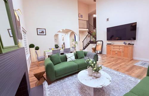 Minutes to ONT Airport And Entire Home With Billiards - Foto 64