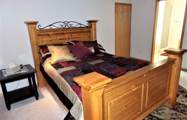 Fawn Townhome 4 bed 3 bath HTJP4 - Foto 3