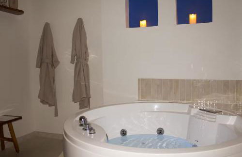 Maison avec balnéo privative & ambiance cinéma - Proche du Mont-Saint-Michel - Foto 5