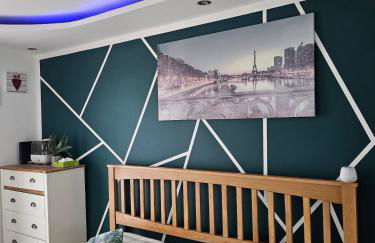 Allan & Ella House - Photo 7