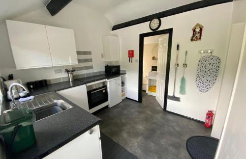 Robyns Nest, self catering cottage - Photo 14