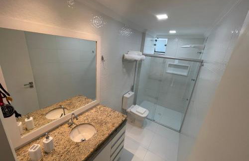 SALVADOR 3 QUARTOS ONDINA FRENTE A PRAIA - Foto 48