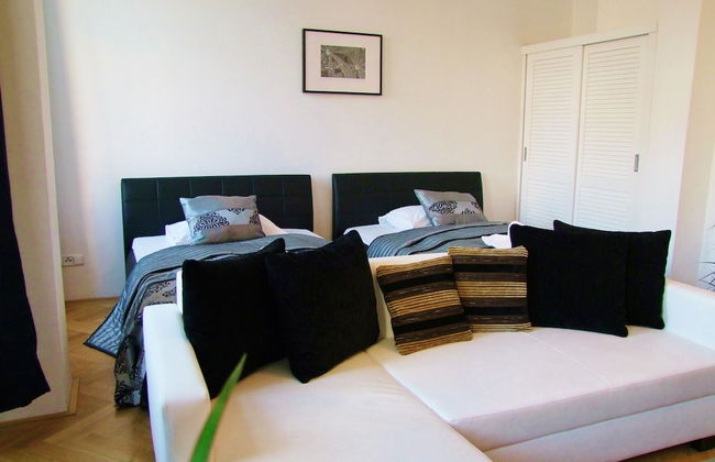 Old Town Square Apartments - Foto 5