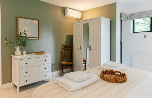 Verdant Rise - Contemporary Country Retreat - Foto 48