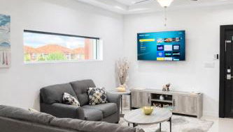 Fully Furnished 3BR and 2BA Gem Near Airport & Mall - Foto 3