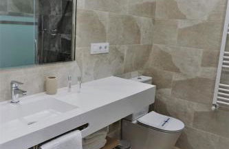 Apartamentos La Playina - Foto 27