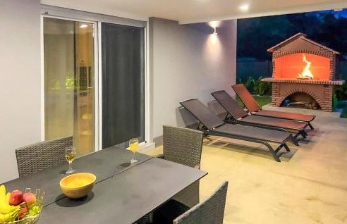 Awesome Home In Krapinske Toplice - Foto 9