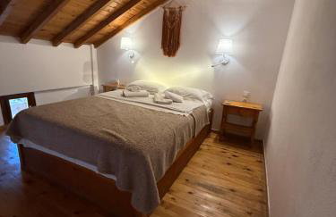 Jimmy's Place - Photo 22