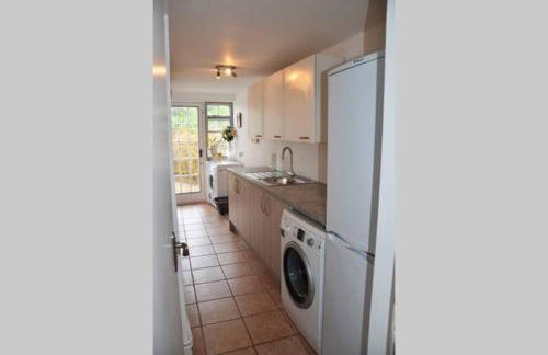 NEW - Beautiful, spacious Beechwood Lodge with lovely gardens - Photo 29