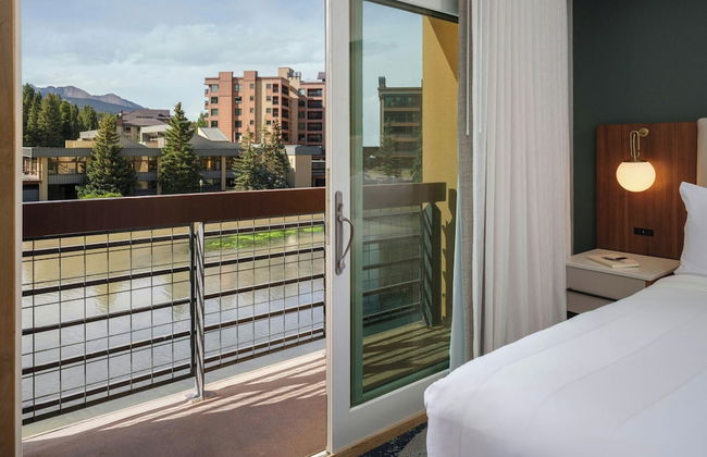 Marriott's Mountain Valley Lodge at Breckenridge - Photo 7