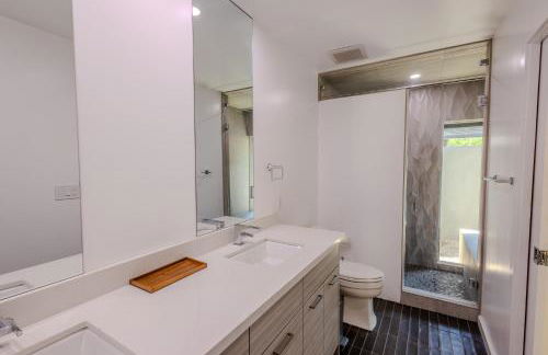 Luxury Scottsdale Retreat with Heated Pool, Hot Tub, Fire Pit & Game Room & Sleeps 12 - Foto 9