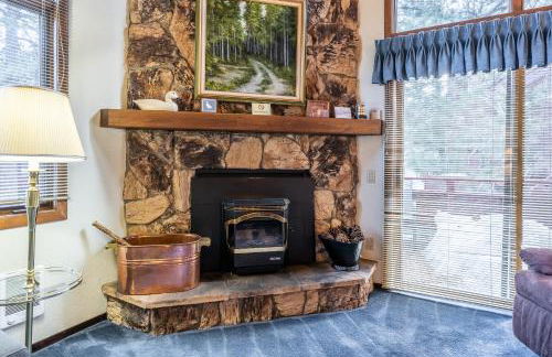 Spacious Winterset 26 2 Bedrm Plus Loft 3 Full Bathrm Townhome Sleeps 8 Steps to Free Town Shuttle - Foto 1