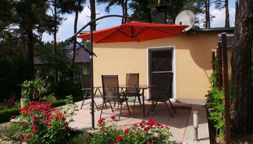 Ferienhaus Kiefernwäldchen Mellensee - Photo 4, Garden