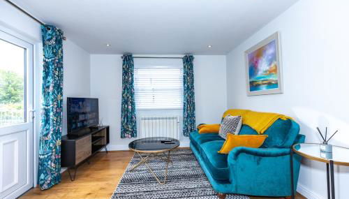 First Class Flat - Photo 3