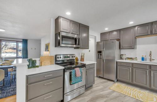 15min to Denver - AirHockey - Arcade - Minigolf - Sleeps10 - Foto 45