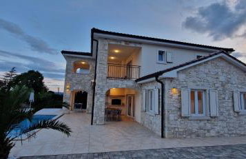 Villa Martina s bazenom,5 soba - Photo 63