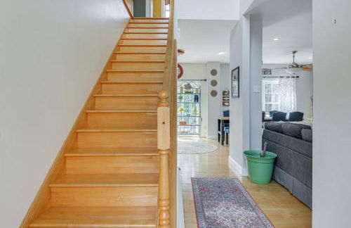 6 Mi to Mt Snow Nature-View Home with Fire Pit! - Foto 14