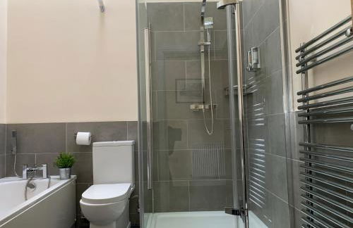 Market Place Serviced Apartments, Leek - Photo 37