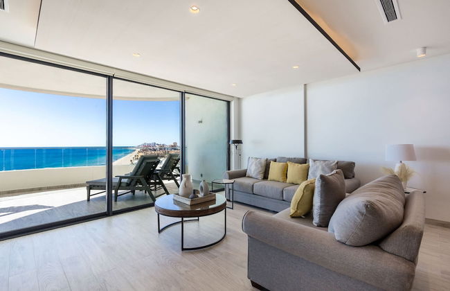 Oceanfront Vibes Iconic Beachside Getaway - Foto 7