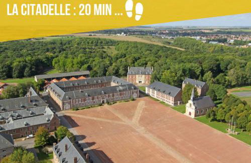 Suite Style Hôtel avec Balcon Vue Gare Netflix - Foto 35