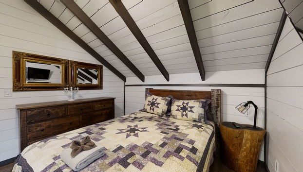 Bigfoots Hideaway 1 Bedroom Cabin by RedAwning - Foto 4, Habitación