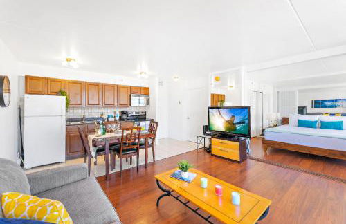 36Fl with Ocean View, Mins to Waikiki Beach, Parking - Foto 38