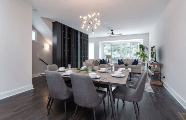 Luxe 4bdr w/ Balcony & Parking, 10 Mins to Broadway 9th Avenue by Avantstay - Foto 4