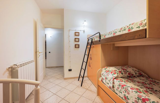 Follonica Apartments - Photo 21