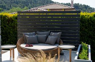 Stone build suite with private pool - Foto 13