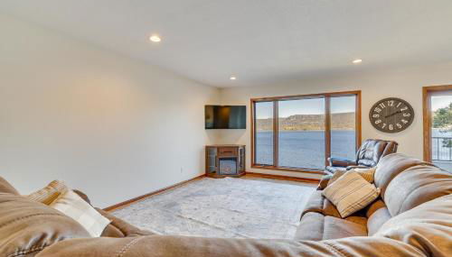 Dock and Views Waterfront Home in Wabasha! - Foto 4