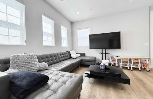 Marbella Lane Spacious 4BR Modern Family Home - Foto 6