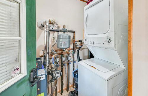 Cottage on Lamoka Lake with Deck, Grill and 3 Kayaks - Foto 19