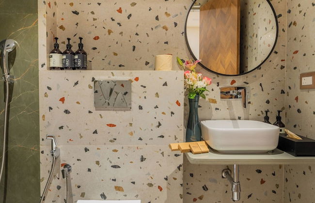 ELIVAAS Kamerios Verano 1 BHK with Pool - Photo 38