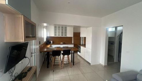 Maison entière avec terrasse - Foto 2, minibar