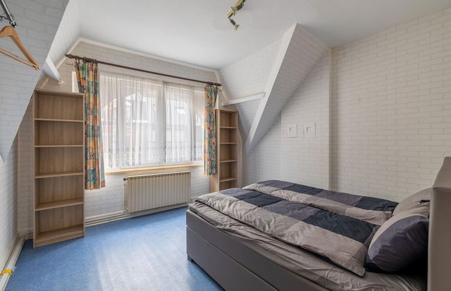 Beautiful Holiday Home in Dinant With Garden - Photo 6