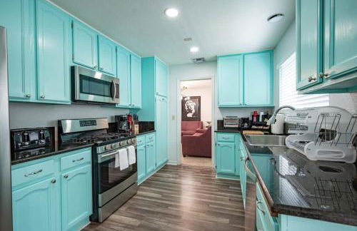 Poolside Paradise on the Strip - Foto 29