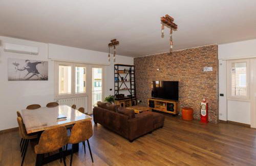 Industrial Loft in Rome - Metro C to Colosseum - Foto 1