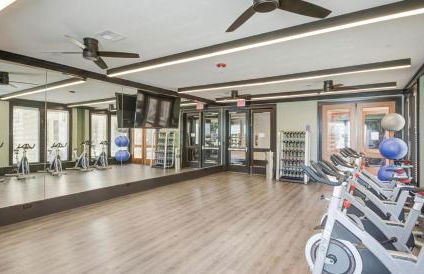 Landing Stylish 1BD Clubhouse Pool - Foto 32