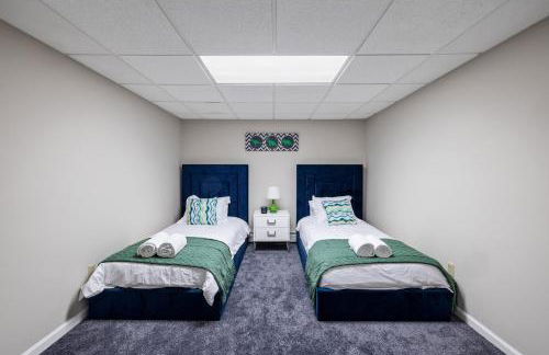 Huge Retreat w Alaska King, Pool & Jacuzzi Tub Indoor - Foto 44