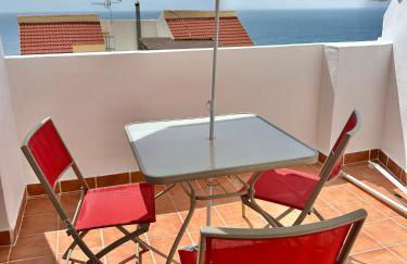Terrace with Stunning View 5 Min to Beach - Foto 7