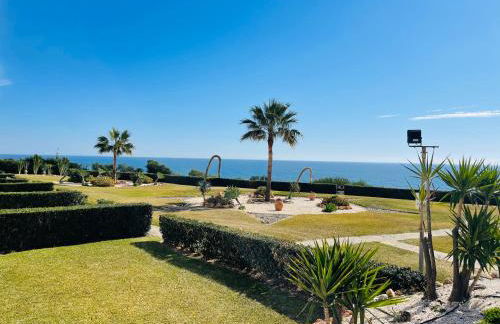 La Cala gorgeous 2 bedroom apartment with stunning gardens, pools and sea views - Photo 67
