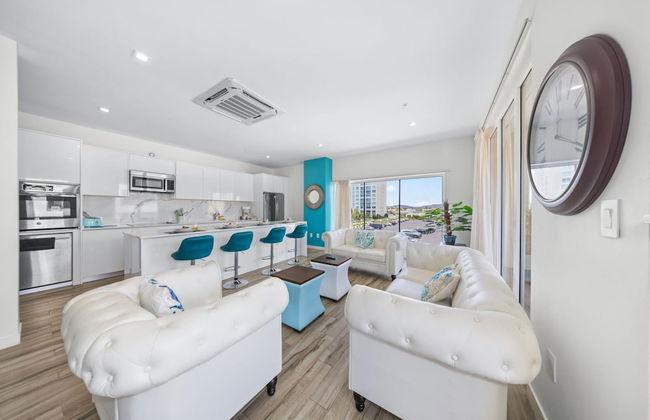 Lux Palm Beach Escape Pool Gym Prime Location - Foto 9