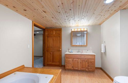 Sugar Rock Lodge Log Cabin on Tablerock Lake - Foto 26